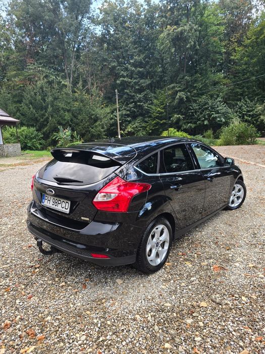 Ford Focus benzină