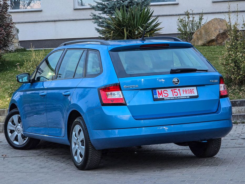 SKODA Fabia 2018 — imagine 3