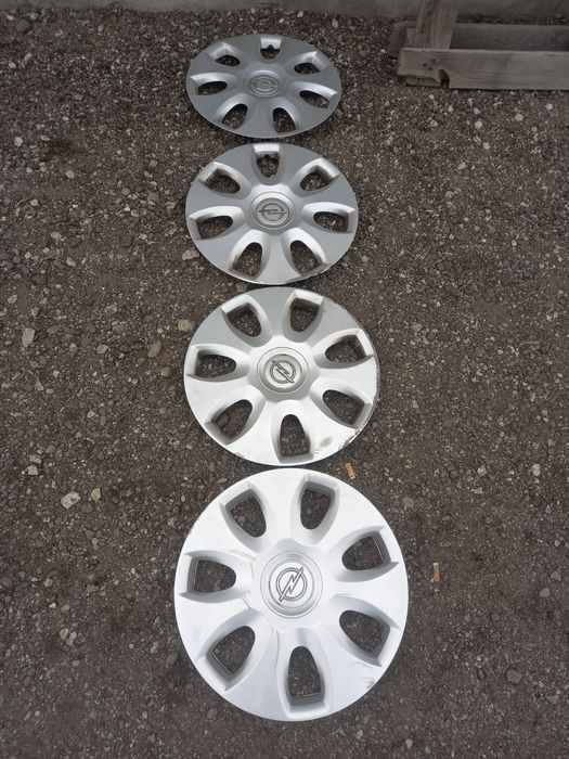 4 capace roti original Opel 15