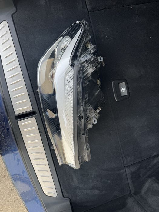 БМВ 530 Г30 фар десен лед