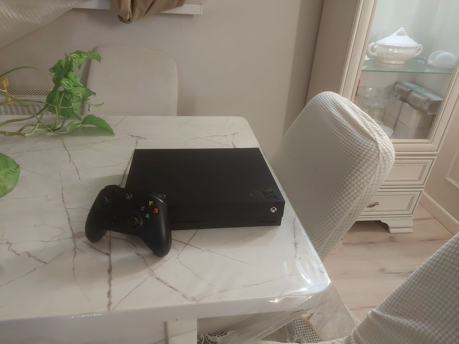 Продам консоль xbox