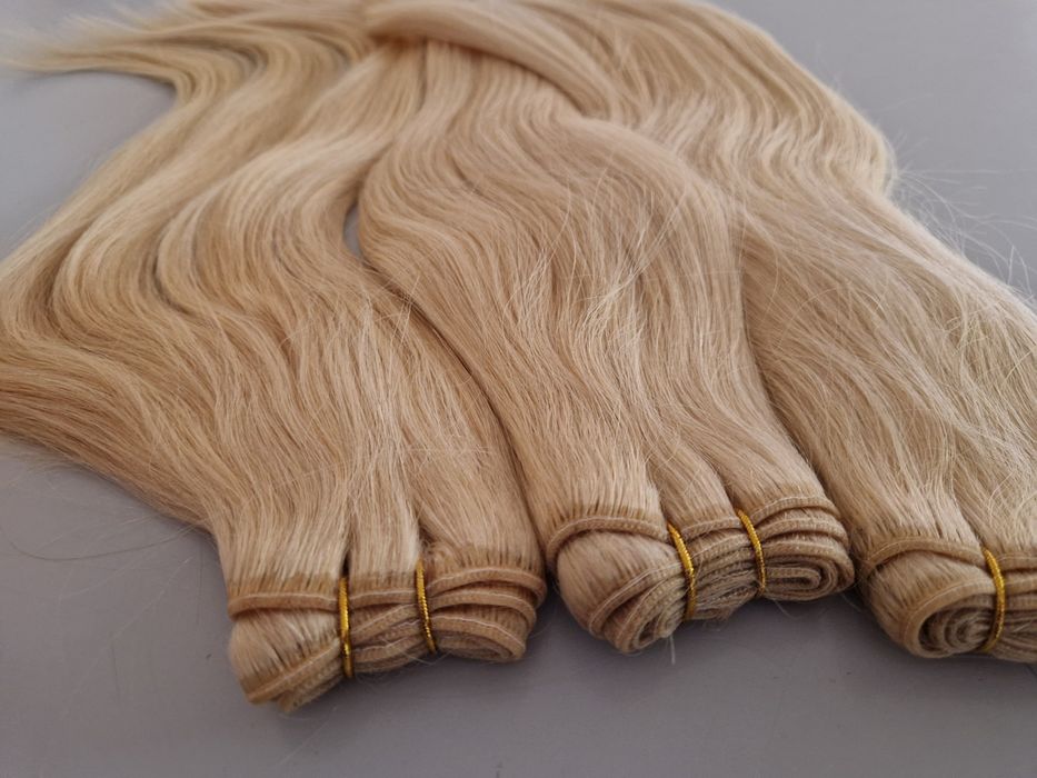 Естествена коса с плътен косъм и крайща!