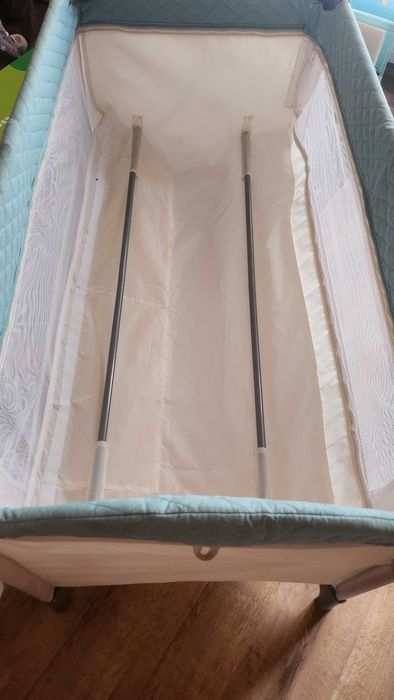 Платнена сгъваема бебешка кошара