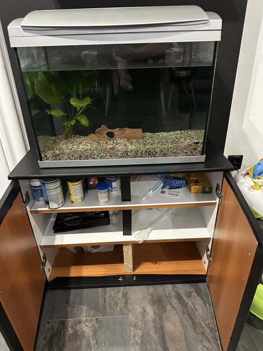Аквариум 60 л с шкаф