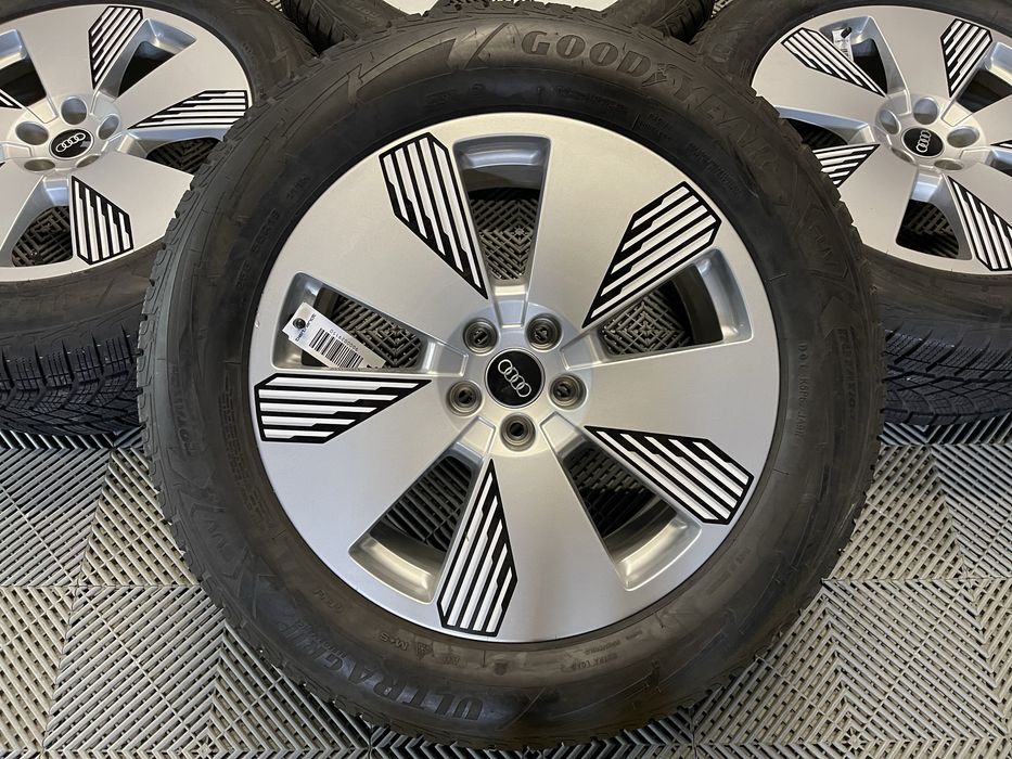 Jante Roti 19 Audi Q7 Q4 Q8 E Tron VW Touareg Anvelope iarna 255/55R19
