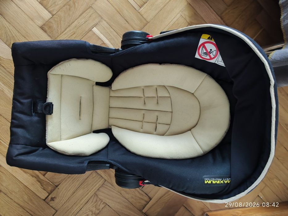 Vând scoică bebe