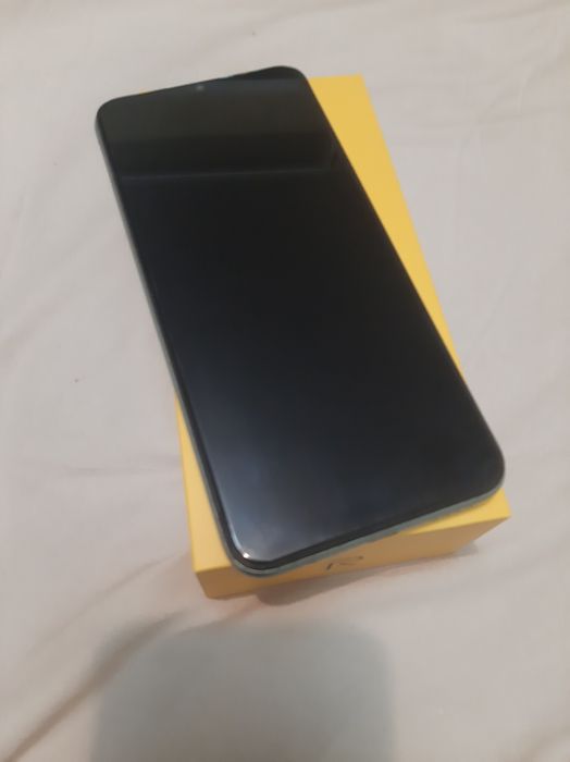 Realme C11 зелёный