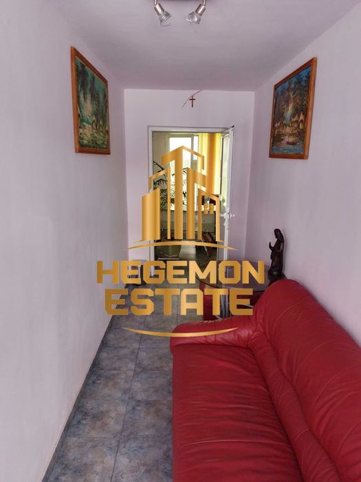 Продава се Офис в Варна, Колхозен пазар - 56 кв.м за 1179 €/кв.м - Снимка #1