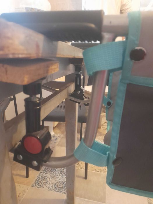 Scaun masa bebe portabil