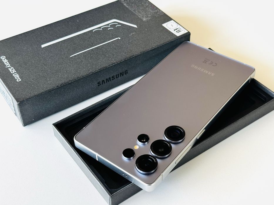 Samsung Galaxy S25 Ultra 256GB Silverblue Гаранция 1 година