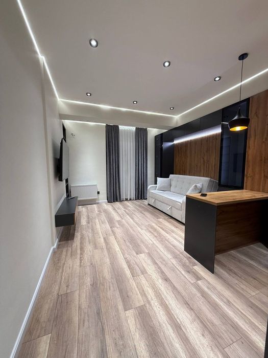 Yunsobod 13 kv ikat navostroyka 1/9/11/28 kv + 4 m2 balkon engi remont