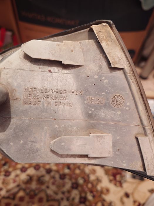 Поворотник Ауди А4 В5