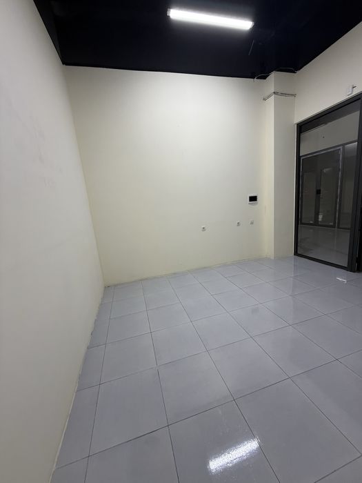 ИБН СИНО  Белтепада  Жойлашган 19 кв АРЕНДА ОФИС ва СКЛАД Учун