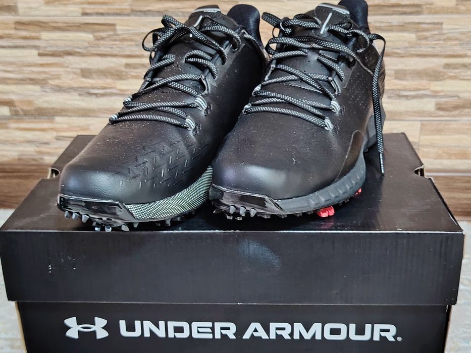 Продам кроссовки UNDER ARMOUR оригинал