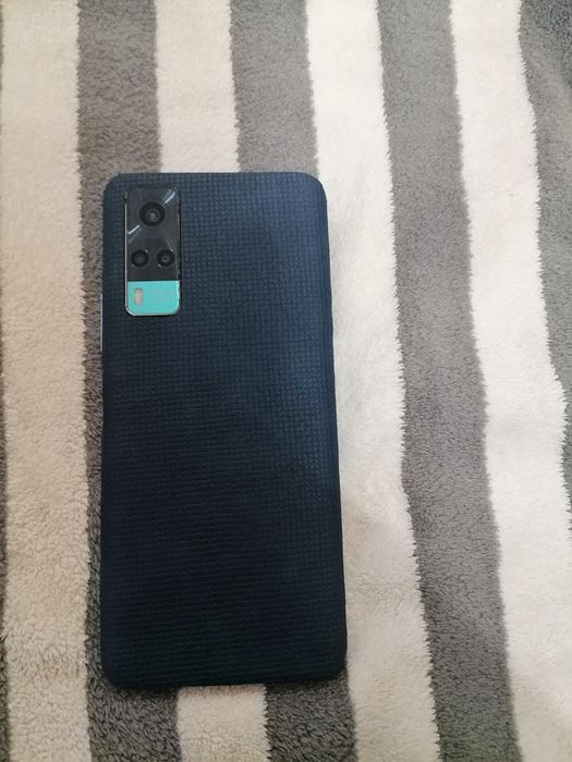 Продам Vivo Y31 торг