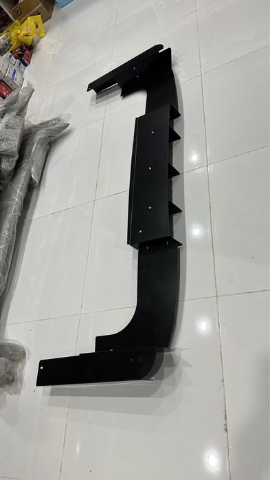 Задний диффузор бампера от BMW Е36.