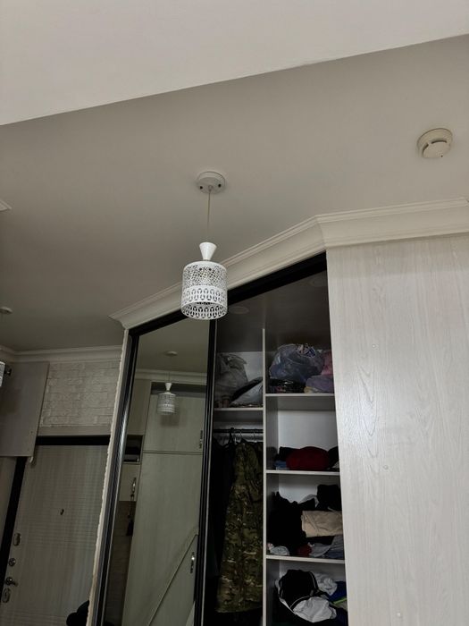 Продам красивые люстры