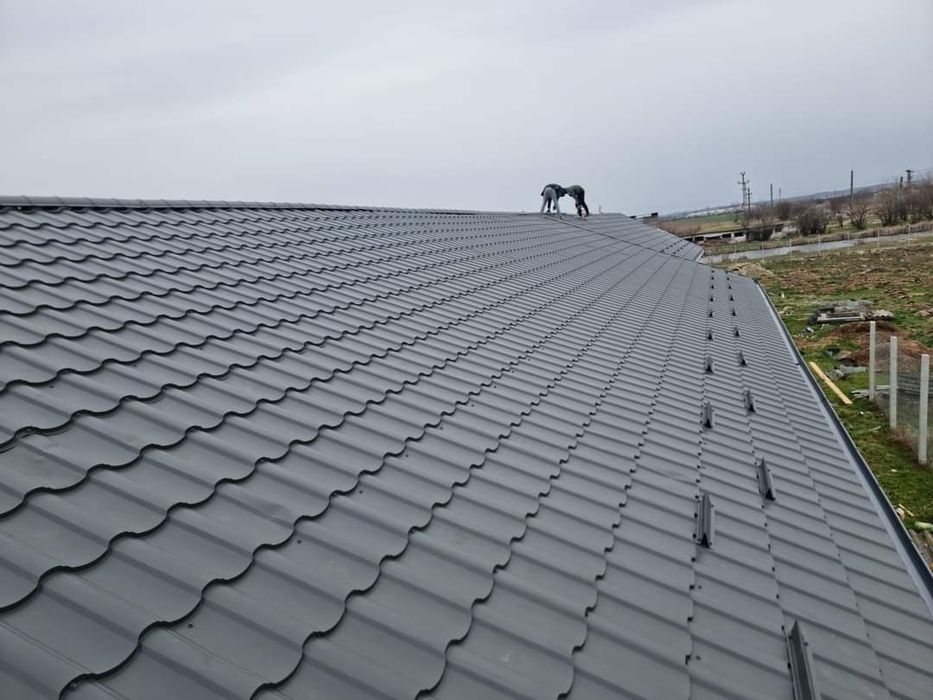 Firmă Autorizată Realizam Acoperișuri Și Micii Reparații infiltrații