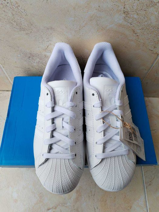 Adidas Superstar - страхотни  кецове НОВИ 36