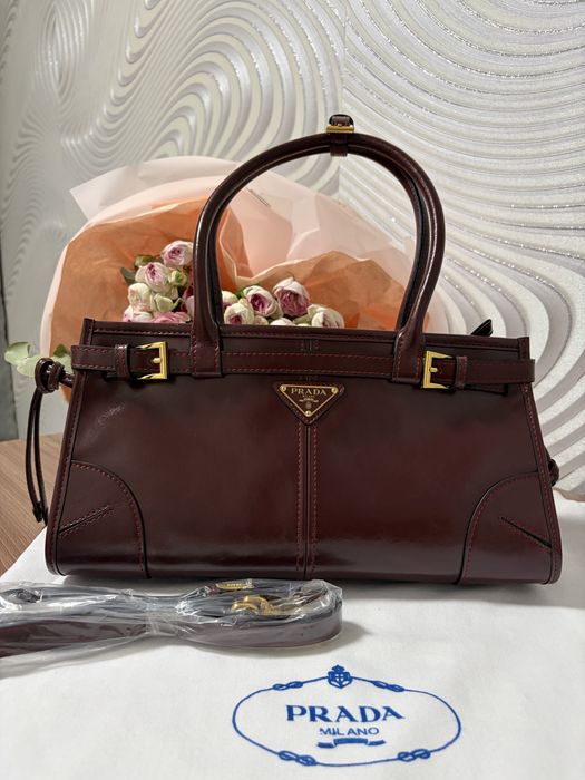 Сумка PRADA Натуральная кожа - 25000 тг
