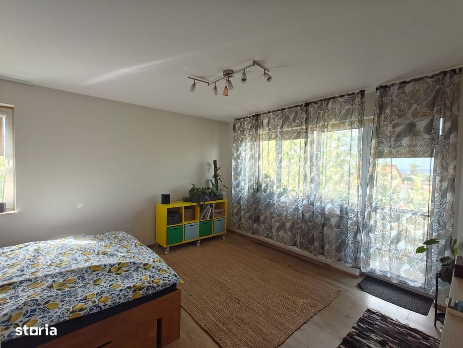 Apartament 3 camere, 117mp, 2 locuri parcare, boxa, zona Mihai Romanul