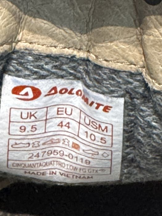 Туристически обувки DOLOMITE GORE-TEX .Номер 44