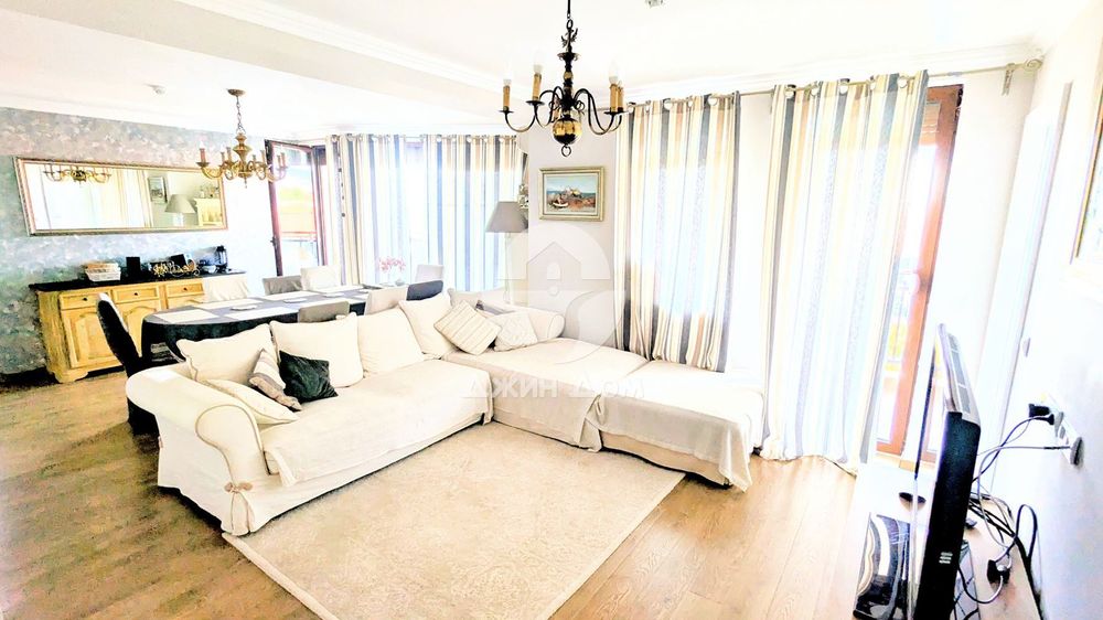 Продава се Четиристаен апартамент в Свети Влас - 137 кв.м за 3212 €/кв.м - Снимка #1