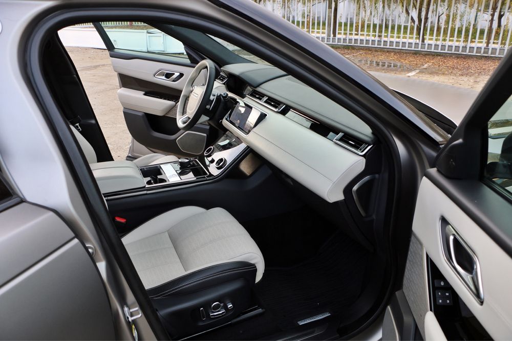 Range Rover Velar HSE/R-Dynamic/First Edition/Panorama/Masaj/Ventilati