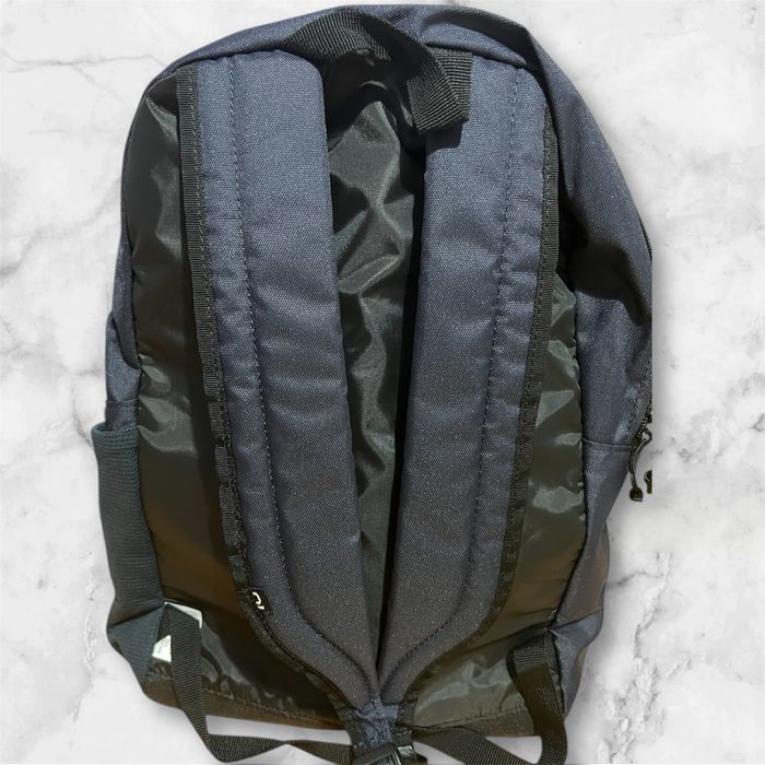 Раница QUECHUA, тъмно синя