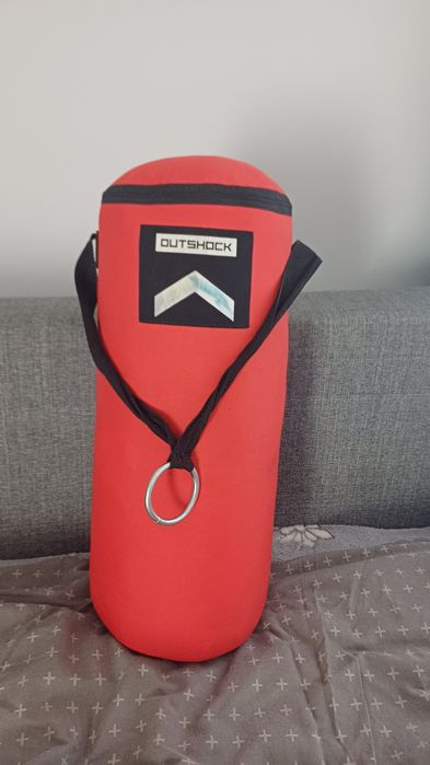 Vând sac de box OUTCHOCK