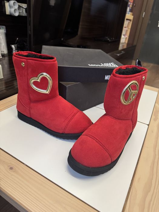 Апрески Love Moschino