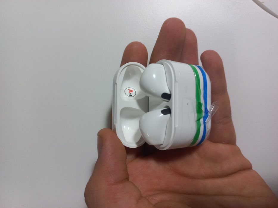 Наушники Про пять новые