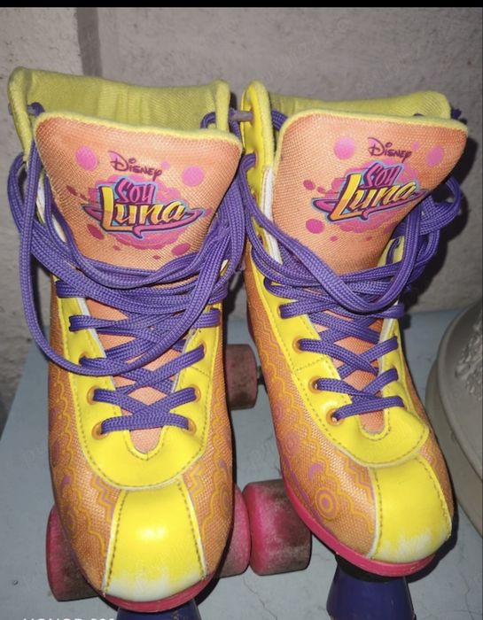 Vând role fete Disney Soy Luna cu Trotinetă Oxelo Mid 5 Violet