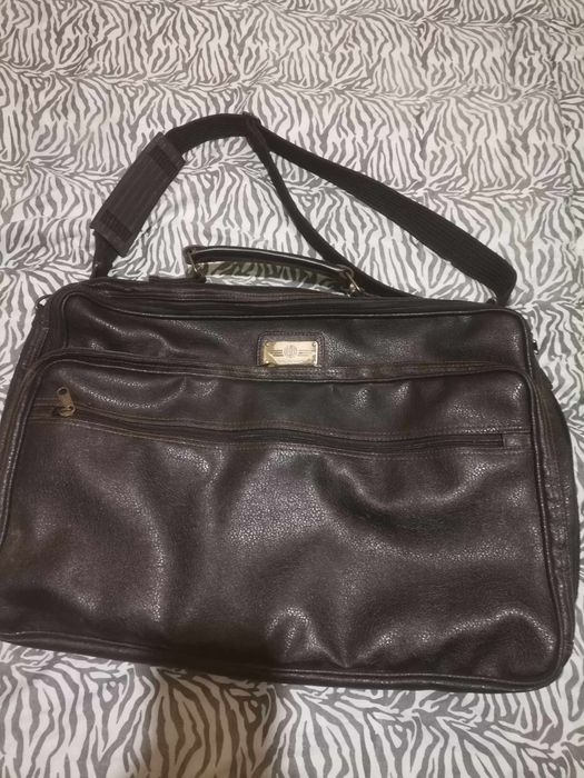 Бизнес чанти за пътуване.