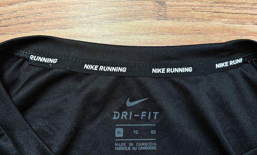 NIKE Running Оригинална дамска фланелка за бягане / фитнес рамер XL