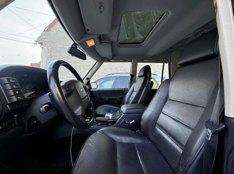 Land Rover Discovery 2