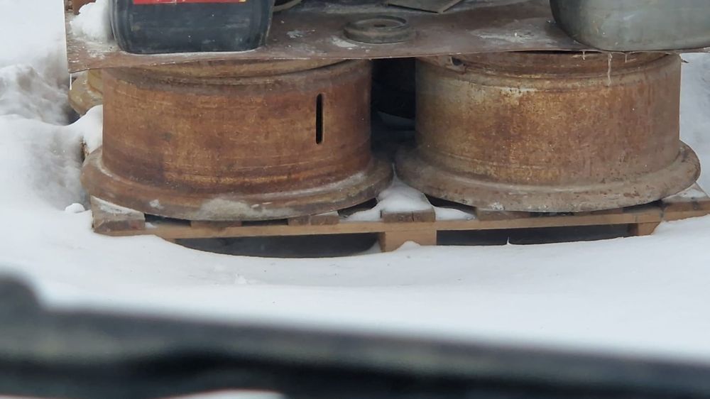 Продам 4 диска на самосвал