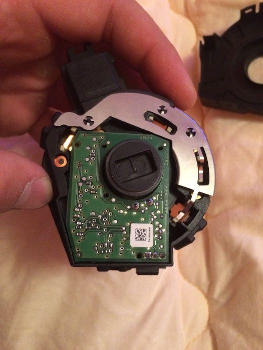 контактен ключ за Волво S40 декеври 2004 година.