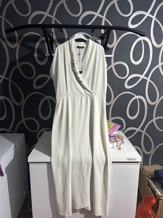 Платье вечернее. Новое