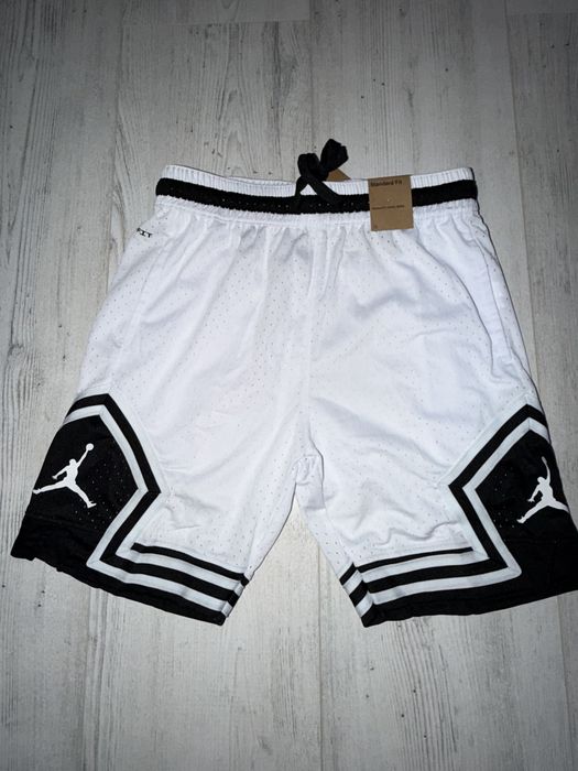 Pantaloni scurti jordan noi cu ericheta