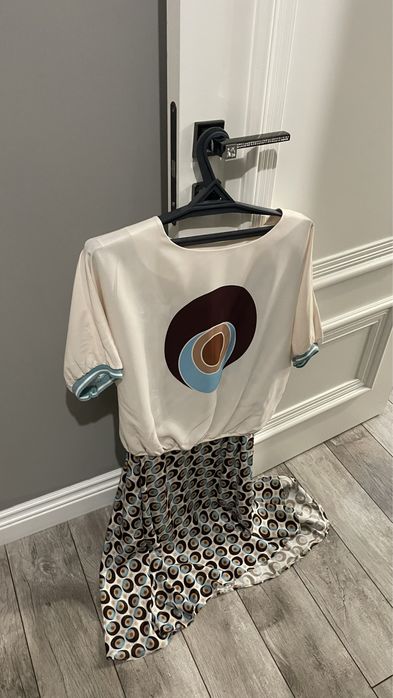 Продам  стильную двойку