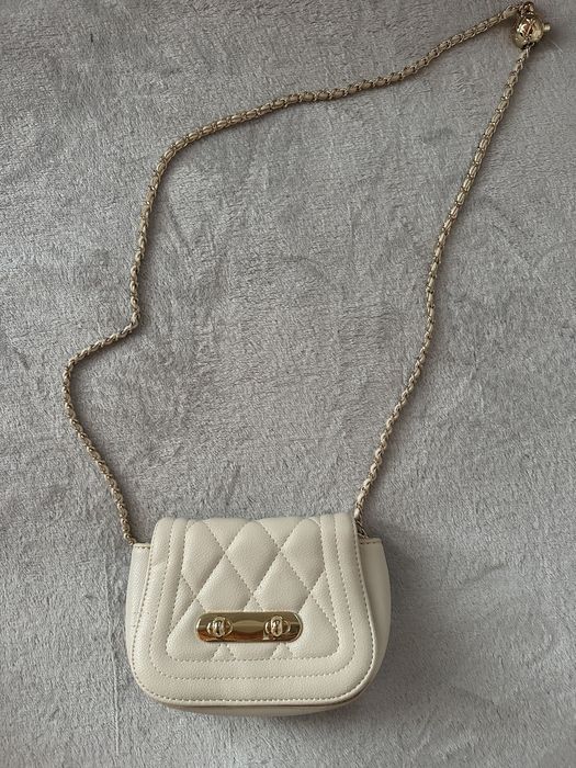 Мини бежава чанта