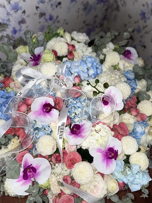 Композиция цветов