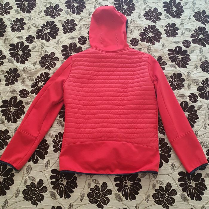 Пролетно яке Cango Ros