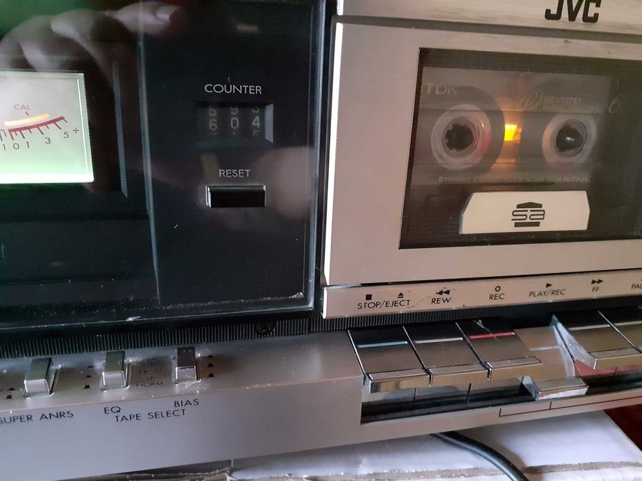 Топ модел дек JVC KD- S201Е- К7-USA model-Японска супер качествена машина.