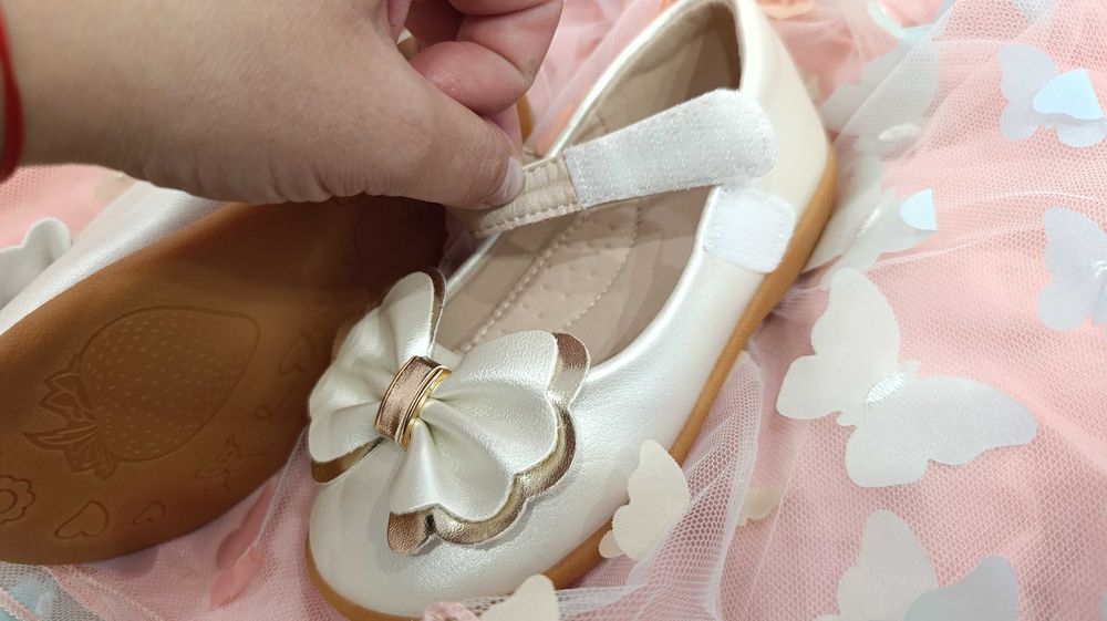 Сандали за момиче 26 номер