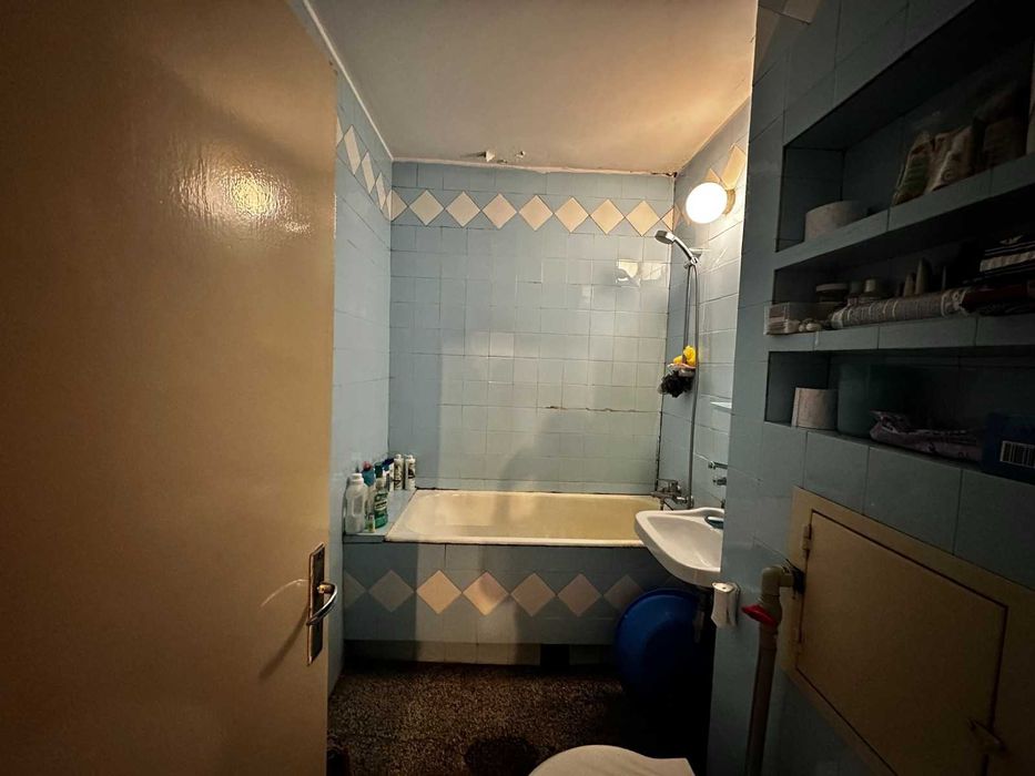 Продава се Тристаен апартамент в София, Център - 88 кв.м за 1870 €/кв.м - Снимка #4