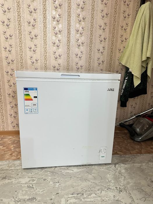 Продам морозильник