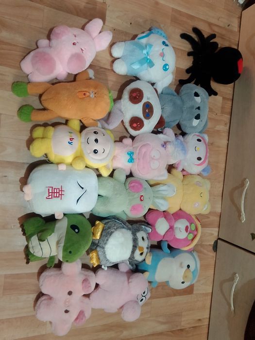 Продам мяхкие игрушки