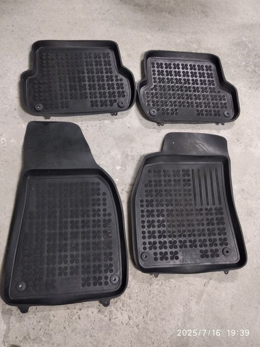 Стелки за Ауди А4 В6